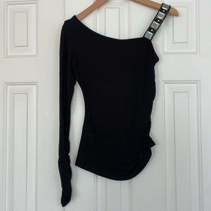 Xs black top. 1/2 sleeve.